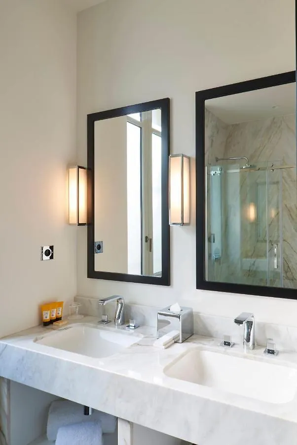 Hotel Les Roches Blanches Cassis 5*,  France